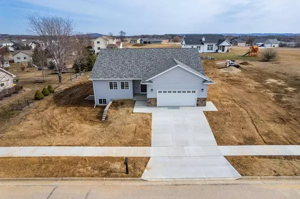 344 Eastridge Circle, Reedsburg, WI 53959