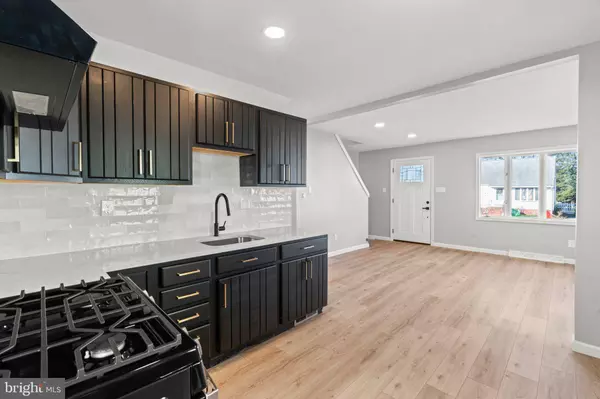 257 MERCER AVE, Bellmawr, NJ 08031