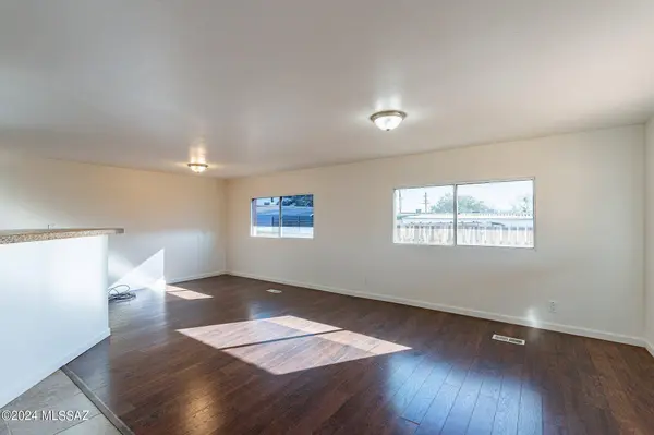 2572 W Bilby Road, Tucson, AZ 85746