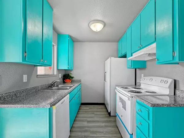 9101 Newhall DR, Sacramento, CA 95826