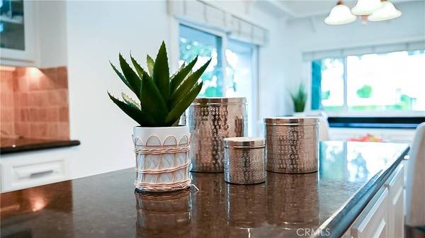 10 Longshore #75, Irvine, CA 92614