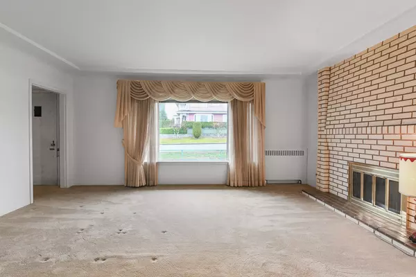 4639 Sardis Street, Burnaby South, Forest Glen