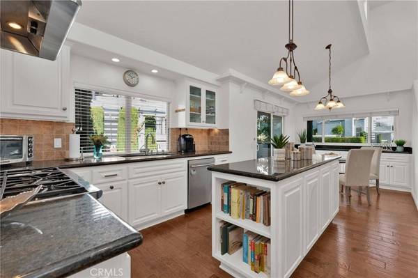 10 Longshore #75, Irvine, CA 92614