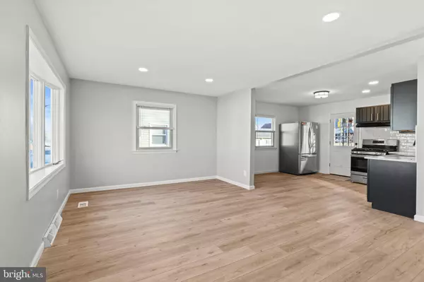 257 MERCER AVE, Bellmawr, NJ 08031