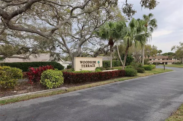 7235 WOOD CREEK DR #26, Sarasota, FL 34231