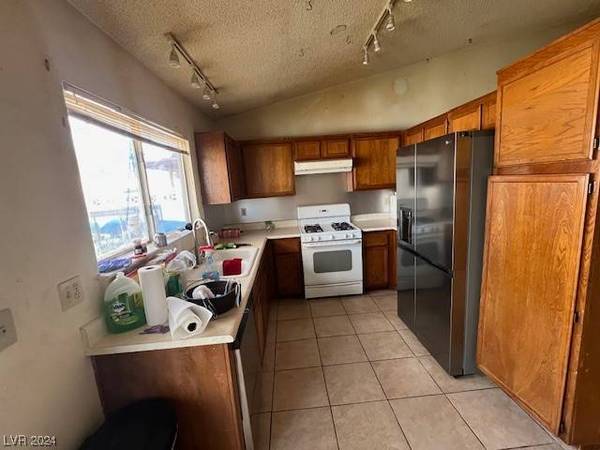 4438 Galore Avenue, Las Vegas, NV 89115