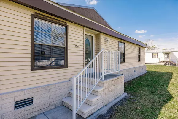 7241 SW OGDEN ACRES RD, Arcadia, FL 34269