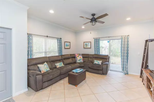 20115 WEEPING LAUREL PL, Tampa, FL 33647