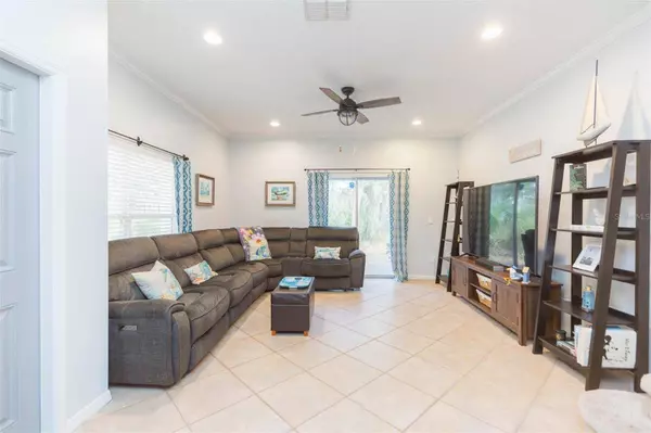 20115 WEEPING LAUREL PL, Tampa, FL 33647