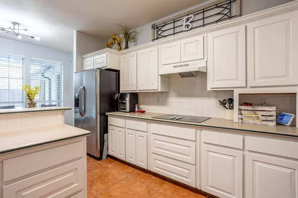 3217 Preston Club Drive, Sherman, TX 75092