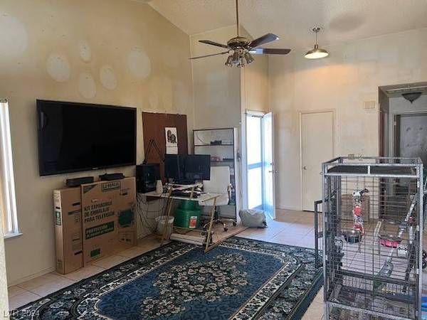 4438 Galore Avenue, Las Vegas, NV 89115