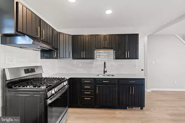 257 MERCER AVE, Bellmawr, NJ 08031