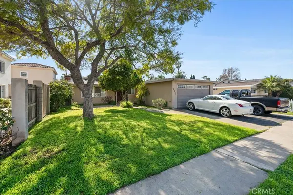 281 E 16th ST, Costa Mesa, CA 92627