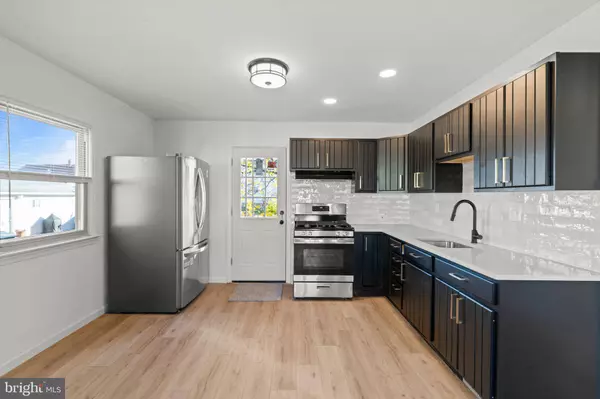 257 MERCER AVE, Bellmawr, NJ 08031