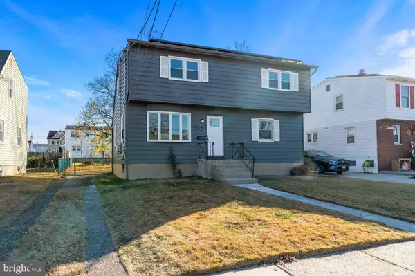 257 MERCER AVE, Bellmawr, NJ 08031