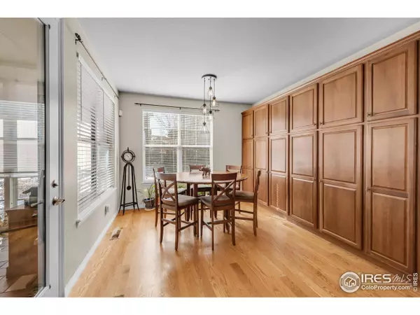 6940 S Robertsdale Way, Aurora, CO 80016