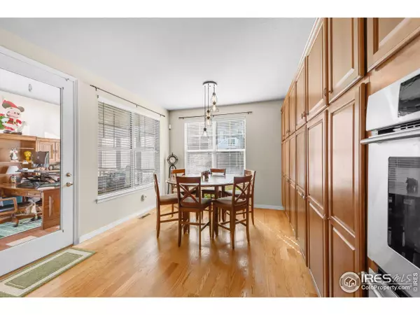 6940 S Robertsdale Way, Aurora, CO 80016