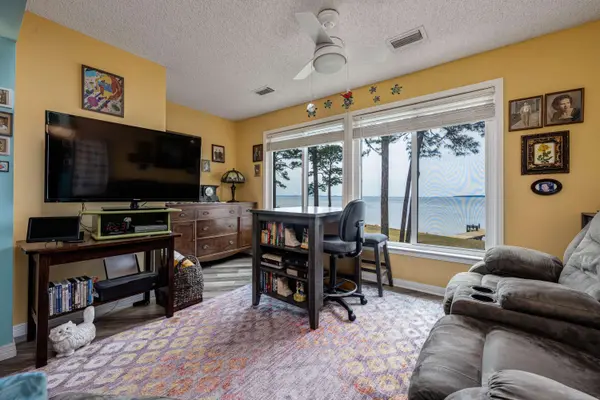 48 Marina Cove Drive  #UNIT 202B, Niceville, FL 32578