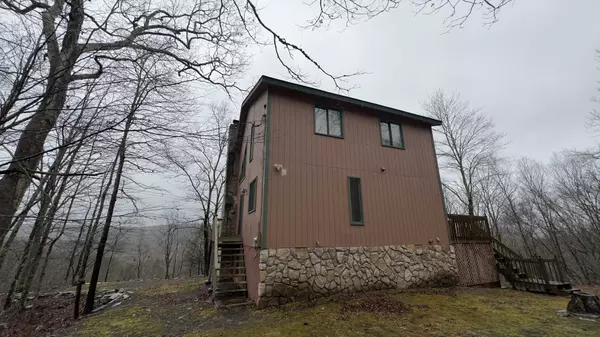 4179 Winchester Way, Bushkill, PA 18324