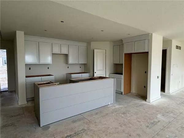 904 NE 12th Street, Grimes, IA 50111