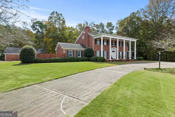 615 Pinecrest DR, Manchester, GA 31816