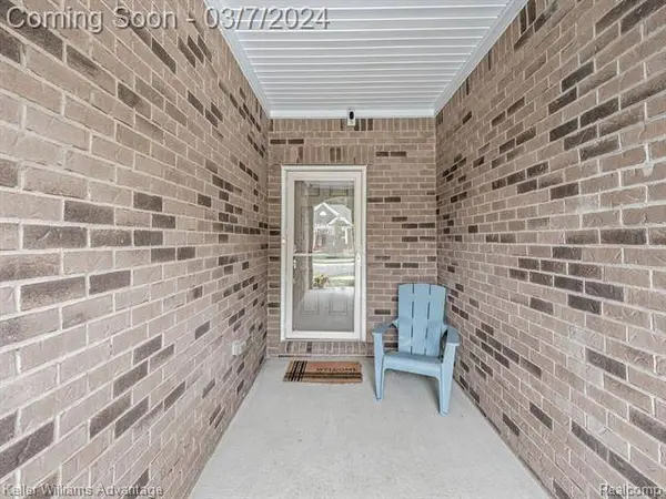 48654 Rockview Road, Novi, MI 48374