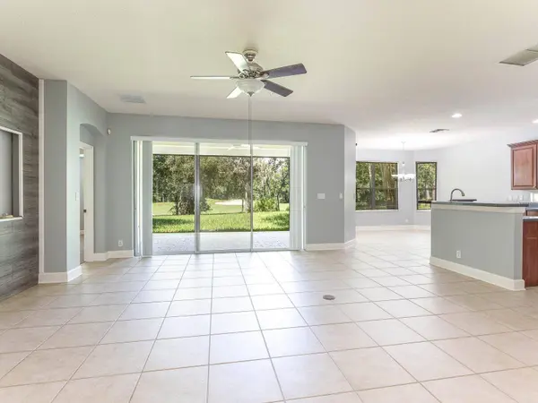 428 VICTORIA HILLS DR, Deland, FL 32724