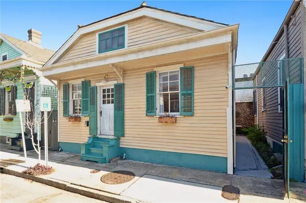 935 URSULINES AVE, New Orleans, LA 70116