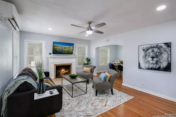 422 PERSHING AVE, San Antonio, TX 78209-6645