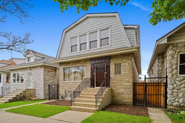 4911 W Melrose Street, Chicago, IL 60641