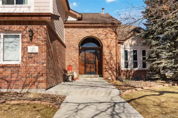 1651 E Nichols LN, Centennial, CO 80122