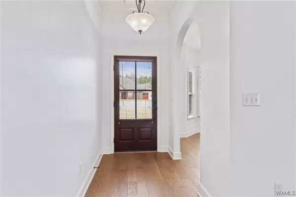 11504 FOREST GLEN BLVD, Northport, AL 35475