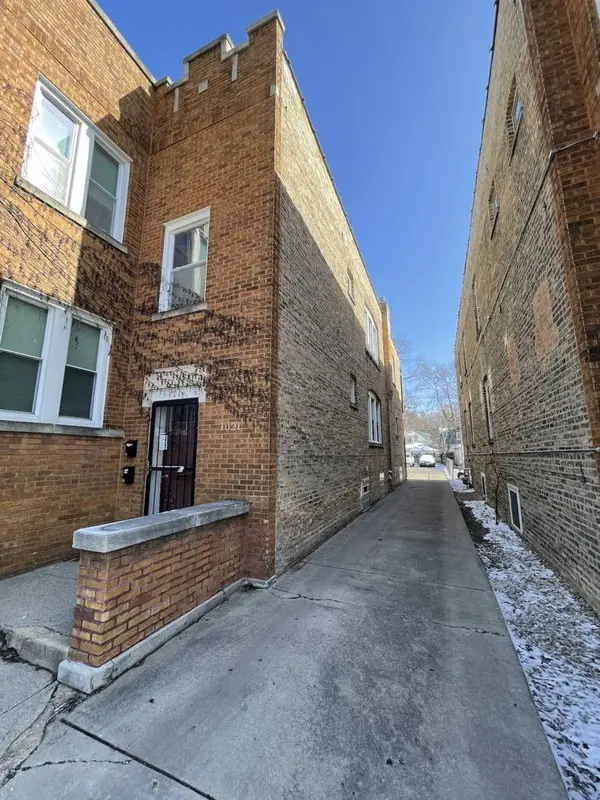 1021 N Harlem Avenue, Oak Park, IL 60302