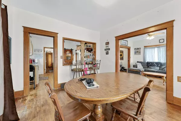 2949 Lincoln Avenue, Oxford, WI 53952