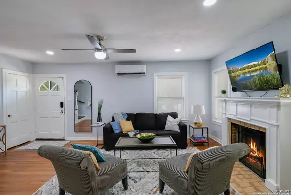 422 PERSHING AVE, San Antonio, TX 78209-6645