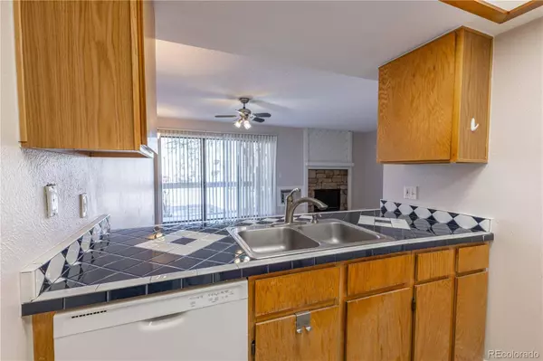 4896 S Dudley ST #8-1, Littleton, CO 80123