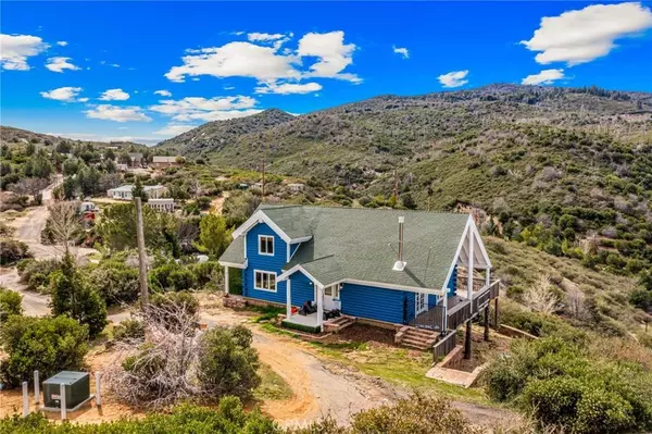 17180 Mile High RD, Julian, CA 92036