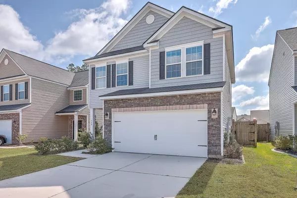 752 Redbud Ln, Summerville, SC 29486