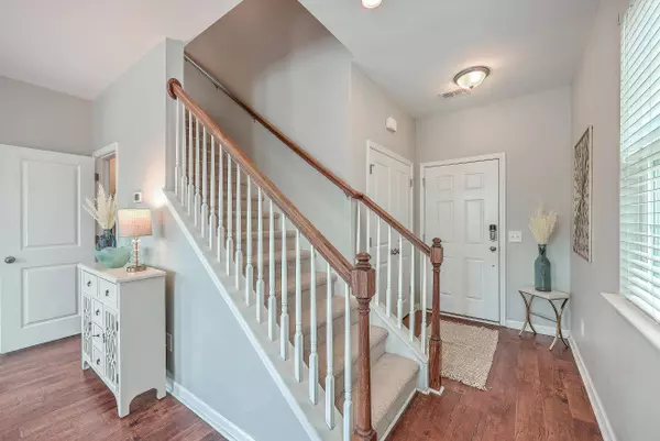 752 Redbud Ln, Summerville, SC 29486