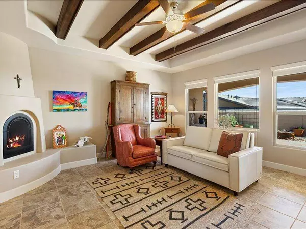 2624 La Luz CIR NE, Rio Rancho, NM 87144