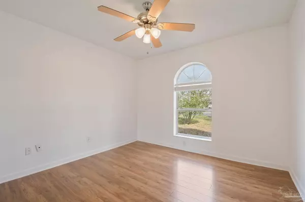 2520 Redford Dr, Panama City Beach, FL 32408