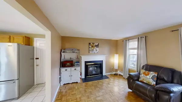 11 Drew Lane, Mashpee, MA 02649