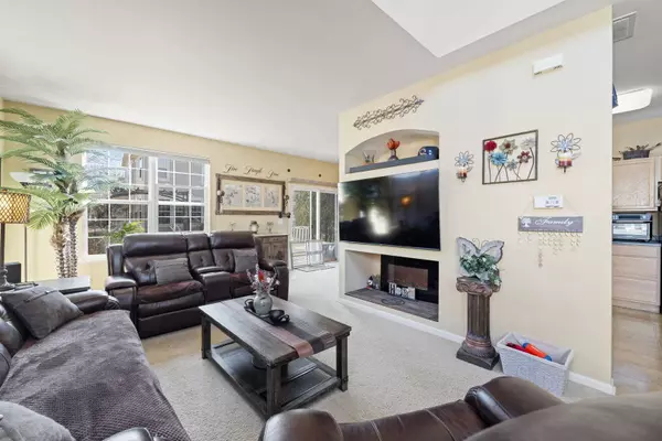 162 Timber Trails Boulevard, Gilberts, IL 60136