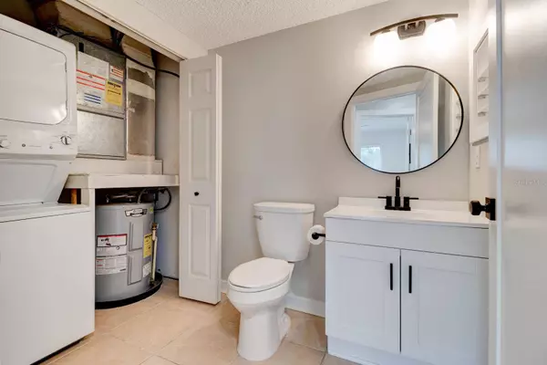 1601 BIG TREE RD #103, South Daytona, FL 32119