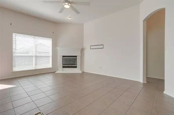 6213 Brooklynn Drive, Fort Worth, TX 76179