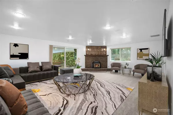 22904 49th AVE SE, Bothell, WA 98021