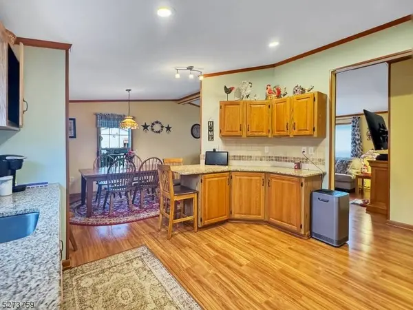 4 Stonehill Lane, White Twp., NJ 07823