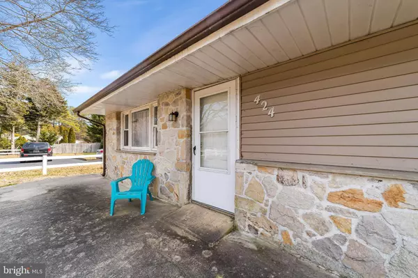 424 CHIPPEWA TRL, Browns Mills, NJ 08015