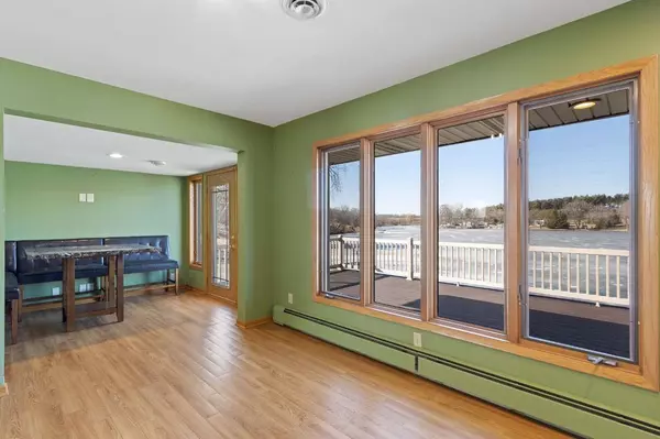 E12096 Grubers Grove Road, Prairie Du Sac, WI 53578