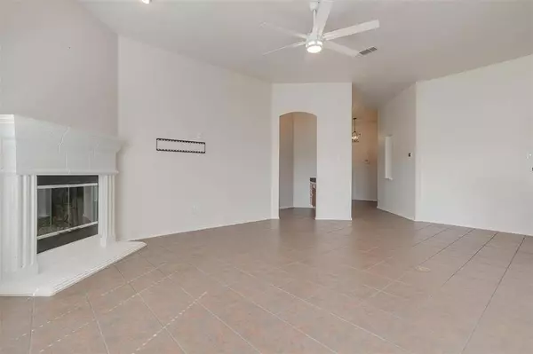 6213 Brooklynn Drive, Fort Worth, TX 76179